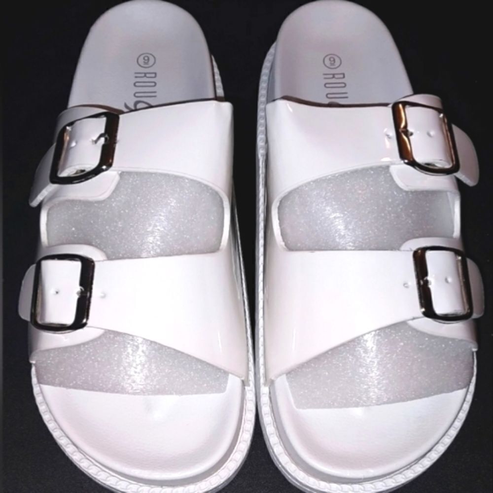 Double Buckle sandals sz 9